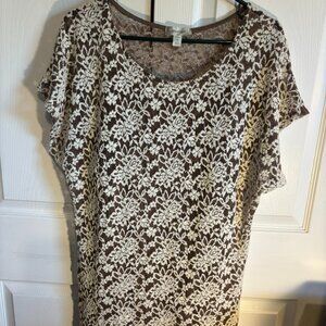 Dress Barn Womens Tunic Style Top Size 2X Short Sleeve Lace Overlay